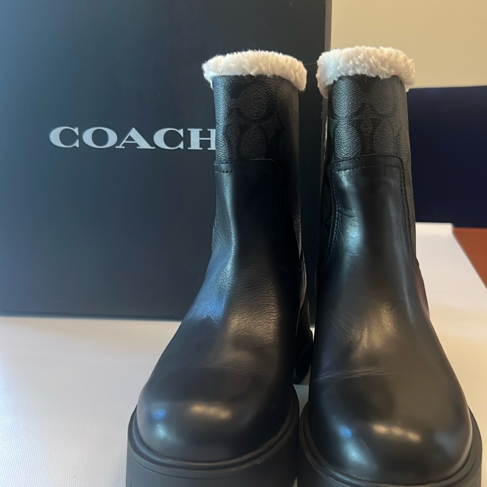 Coach Black Boots NWT, box included.